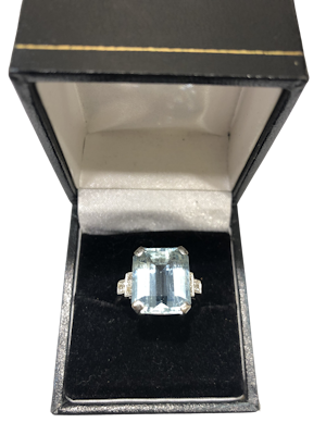 Vintage aquamarine diamond platinum ring
