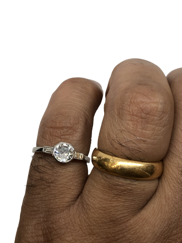 Vintage diamond platinum ring - image 1