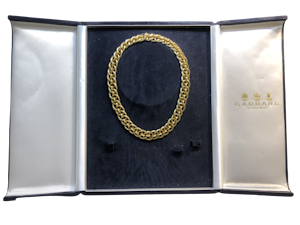 Garrard 1970,s18ct yellow gold necklace
