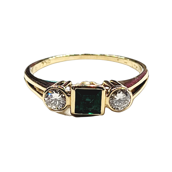 Emerald and diamond engagement ring - image 1