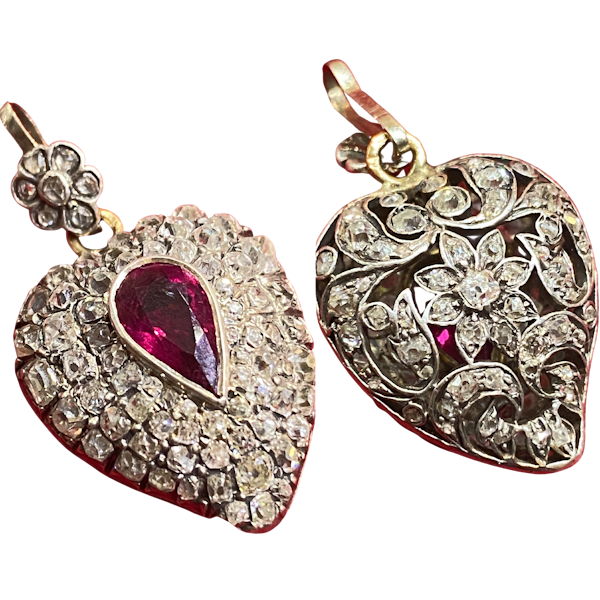 Beautiful French ‘Witch's Heart ‘ Pendant, ca. 1840 - image 1