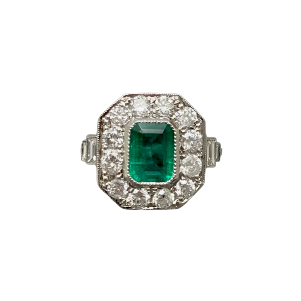 Emerald Diamond Ring in Platinum date circa 1960, SHAPIRO & Co since1979 - image 1