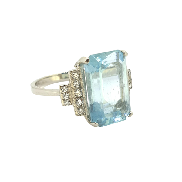 Aquamarine And Diamond Ring Aq6.50Cts - image 1