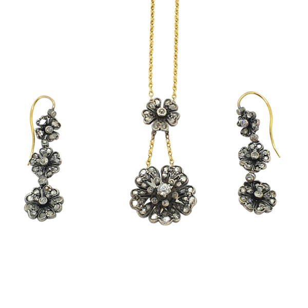 Antique diamond earrings and pendant set - image 1