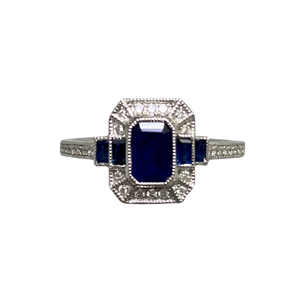 Sapphire Diamond Ring in 18ct White Gold date circa 1980, SHAPIRO & Co since 1979 - image 1