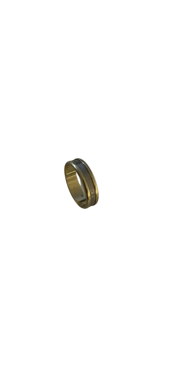 18ct Yellow & White Gold Wedding Ring - image 1