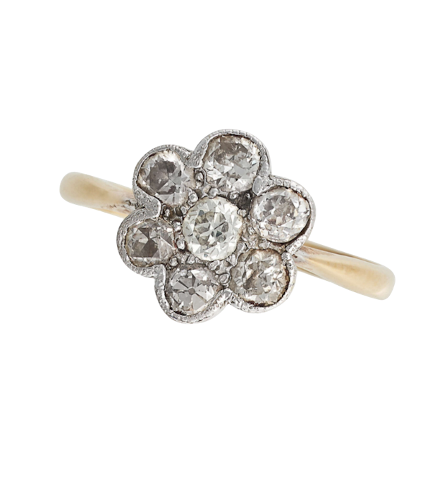 A vintage Diamond cluster ring - image 1
