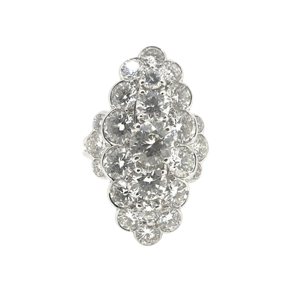 Navette shaped diamond cluster ring - image 1