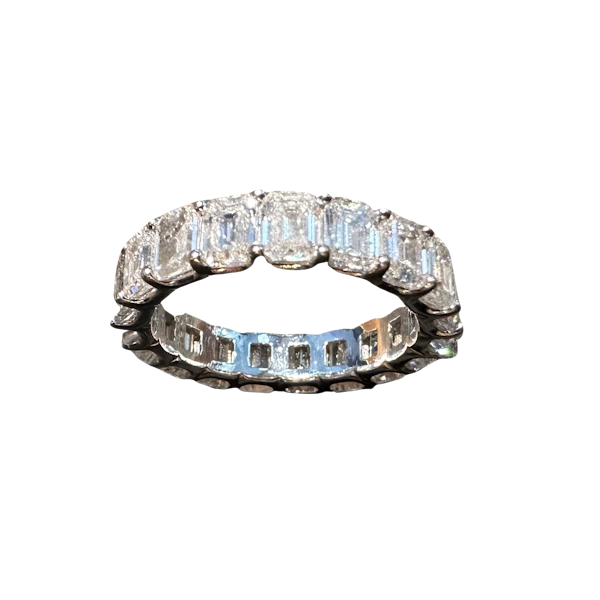 Stunning Diamond Eternity Ring - image 1