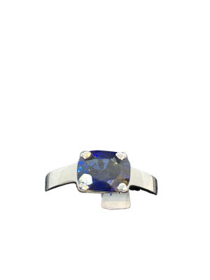 Lovely modern sapphire ring at Deco&Vintage Ltd