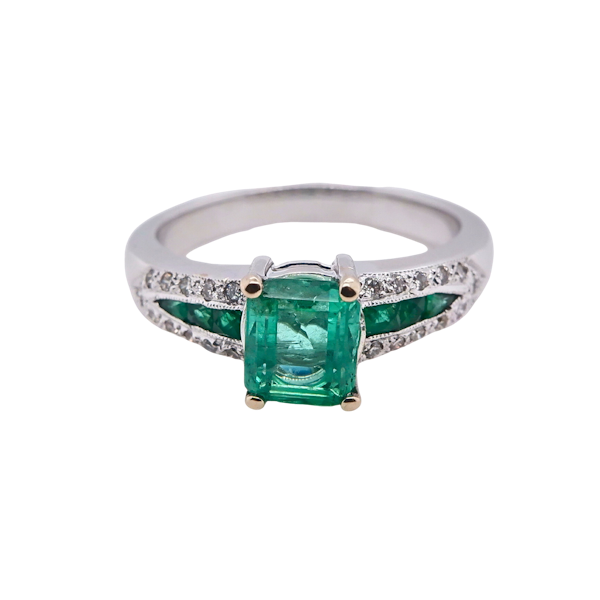 Emerald and diamond ring with emerald inserts shoulders - image 1