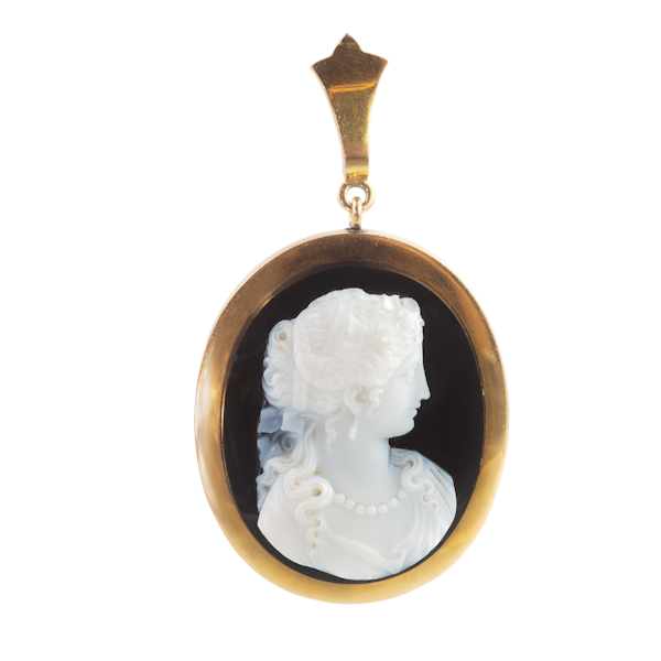 A French Gold Onyx Cameo - image 1