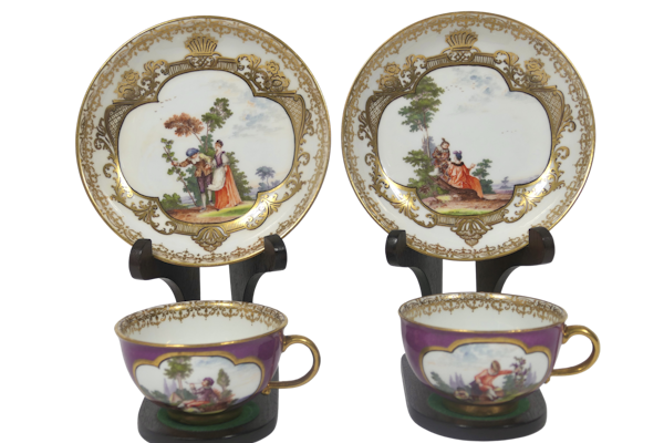Pair fine 18th century Meissen cups and saucers - image 1