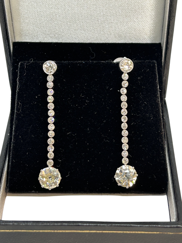 Beautiful Art Deco diamond platinum earrings at Deco&Vintage Ltd - image 1