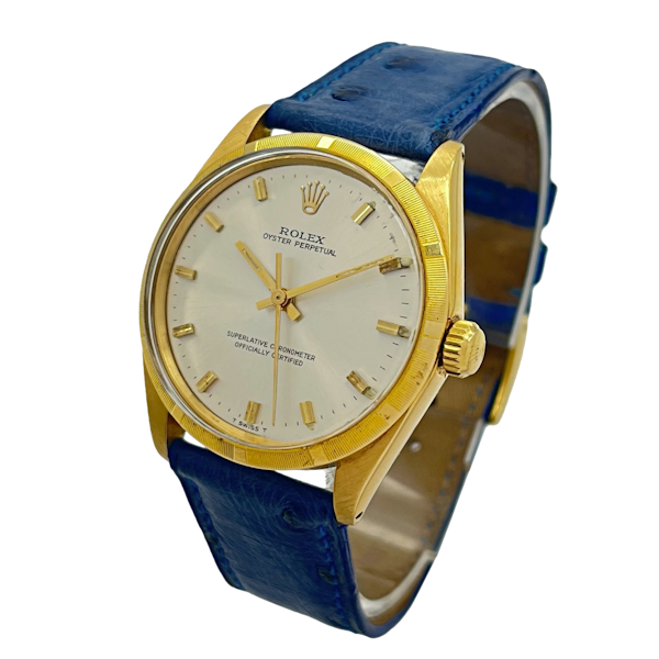 ROLEX OYSTER PERPETUAL 34 18K YELLOW GOLD SHORT SILVER INDEX DIAL - image 1