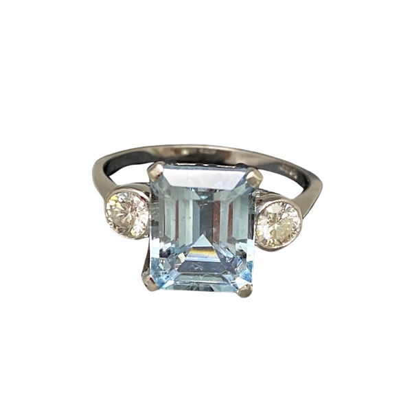 Aquamarine Diamond Ring in Platinum date circa 1960, SHAPIRO & Co since1979 - image 1