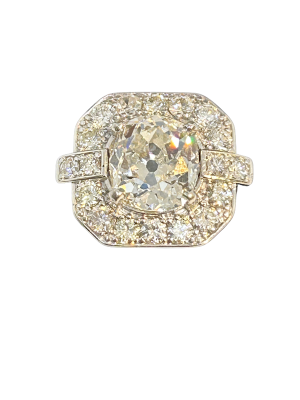 Lovely 2.16ct old mine cut diamond ring at Deco&Vintage Ltd - image 1