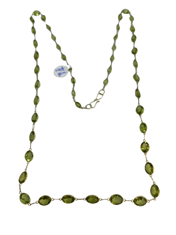 Lovely and easy to wear peridot 14ct gold necklace at Deco&Vintage Ltd - image 1