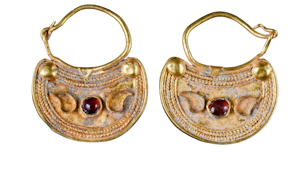 Greek hellenistic gold pair of earrings