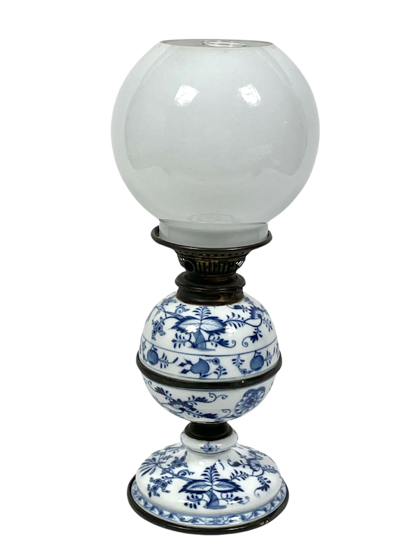 Meissen oil lamp - image 1