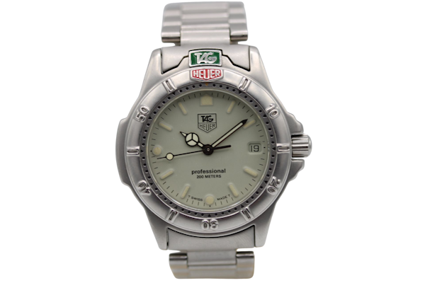 TAG Heuer Professional 200MT - image 1