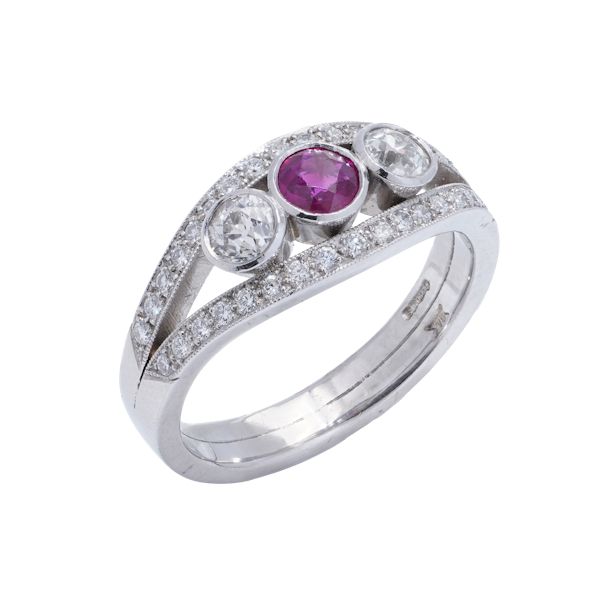 Platinum three-stone diamond and ruby ring. - image 1