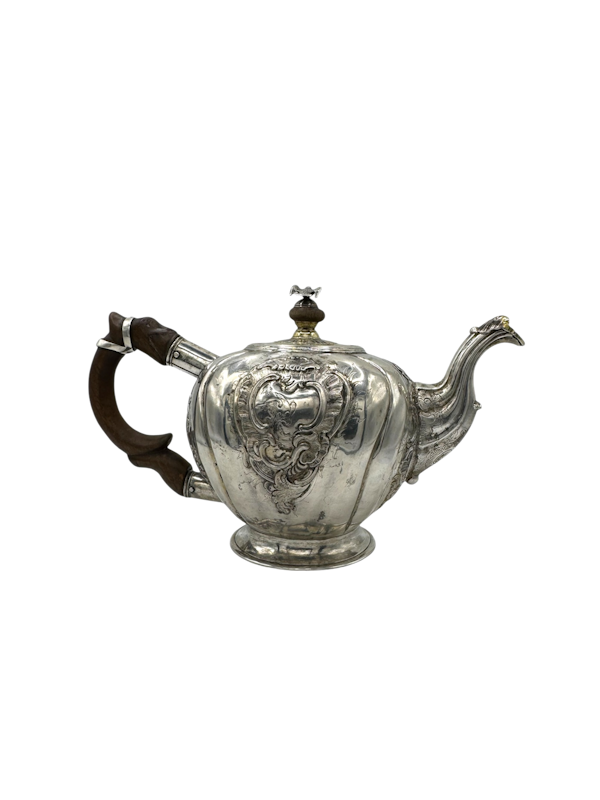 18th century Russian silver teapot, Moscow, 1765. - image 1