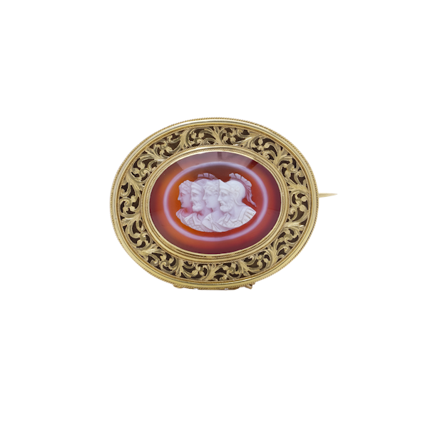 19th century gold and carved banded agate cameo brooch - image 1