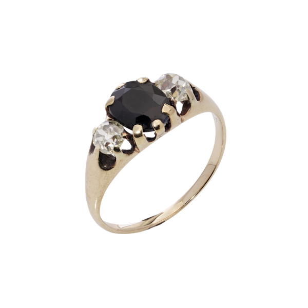 Victorian 15kt Gold Three-Stone Ring - image 1