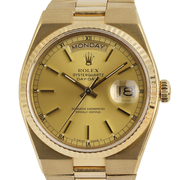 Rolex | Day-Date | Oyster Quartz | 18K Yellow gold | Ref 19018 - image 1