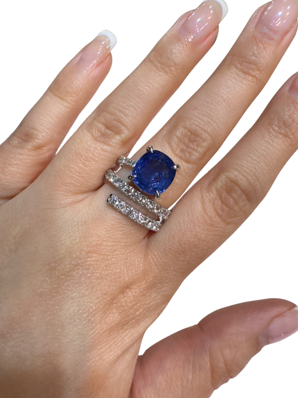 4.78ct. Blue ceylon sapphire & diamond spiral ring - image 2