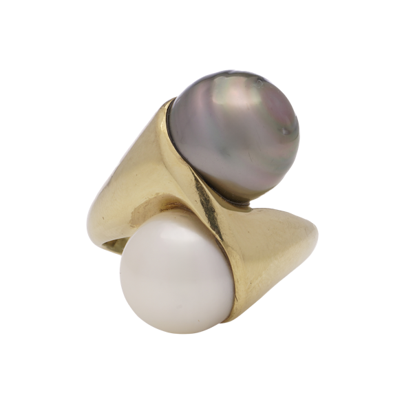 18kt gold Tahitian and South Sea pearl ring. - image 1