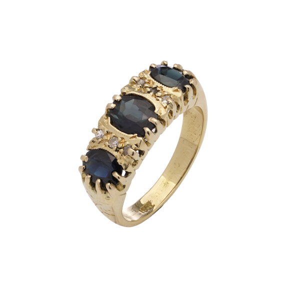 Vintage 18kt Gold Three-Stone Sapphire Ring - image 1