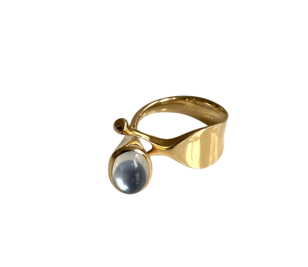 Vivianna Torun 18k gold & moonstone ring - image 1