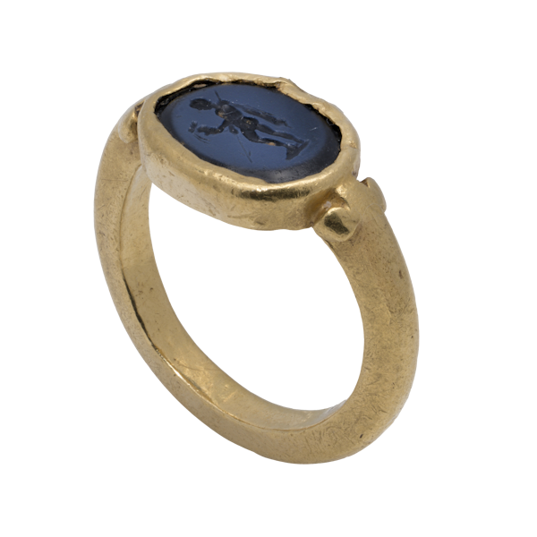 Antique Roman 24K Gold Ring with Nicolo Intaglio of a Warrior (Circa 224-651 AD) - image 1