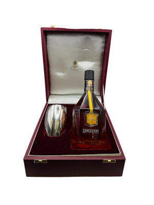 Asprey silver beaker and Cutty Sark 18 Year Old 'Discovery' Whiskey in original box, 1995
