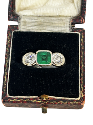 Lovely Deco Emerald Diamond ring at Deco&Vintage Ltd