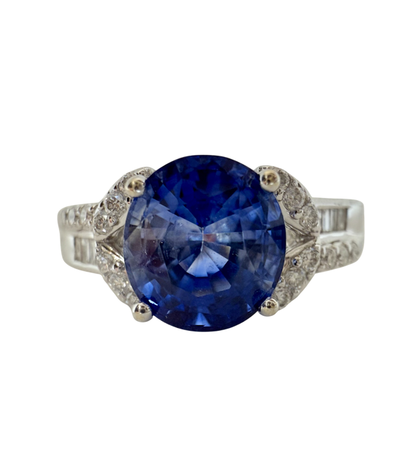 2.55ct Natural Blue Sapphire & 0.31ct Diamond Ring. - image 1