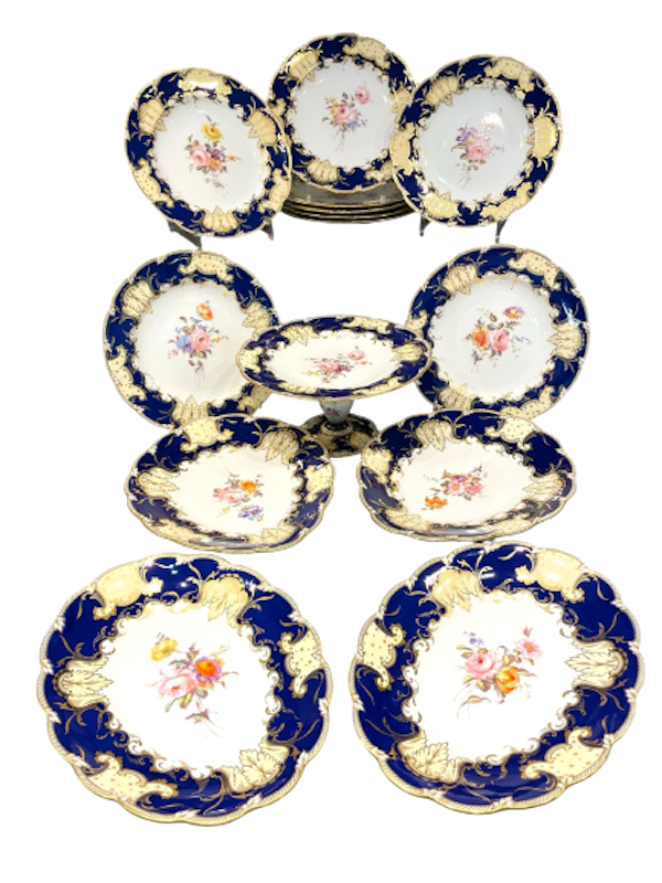Crown Derby dessert service - image 1