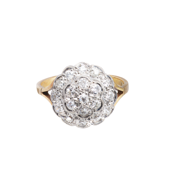 Diamond Cluster Ring in 18ct Gold | Edwardian c.1910 - image 1