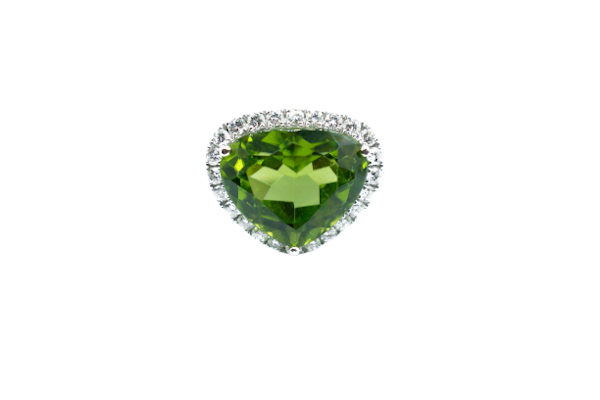 18ct Gold Heart-Shaped Peridot & Diamond Cluster Ring - image 1