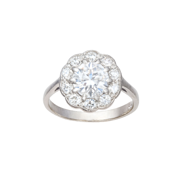 Diamond Cluster Ring in 18ct Gold | English c.1980s - image 2
