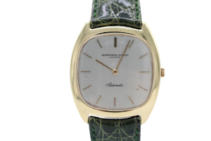 Audemars Piguet 5420 18ct gold fully serviced AP strap