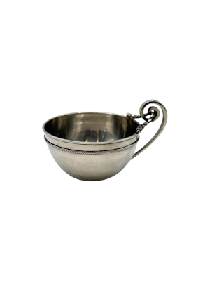 Faberge silver Russian cup, St Petersburg, c.1890s by Stephan Wakeva.