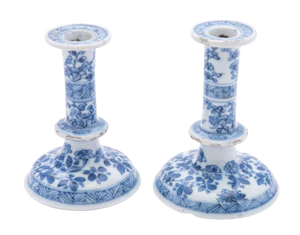 A PAIR OF CHINESE BLUE AND WHITE MINIATURE CANDLESTICKS