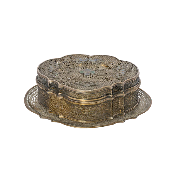 18th century Chinese Export Silver-Gilt Filigree and Enamel Casket - image 1