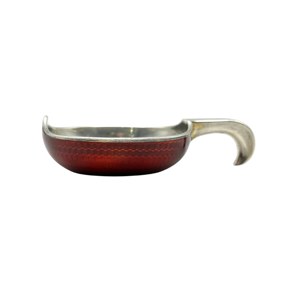 Faberge silver red guilloche enamel kovsh, St Petersburg, c.1900 by Andres Nevalainen. - image 1