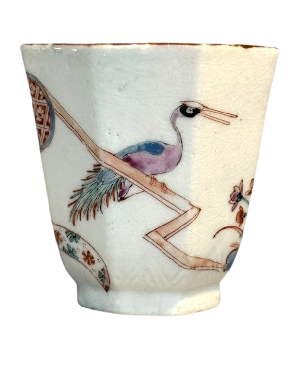 A RARE CHINESE DUTCH-DECORATED DEHUA OCTAGONAL BEAKER - image 1