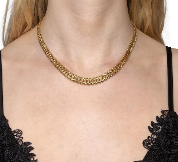 18ct Gold Woven Graduated Necklace- Spectrum Antiques - image 1