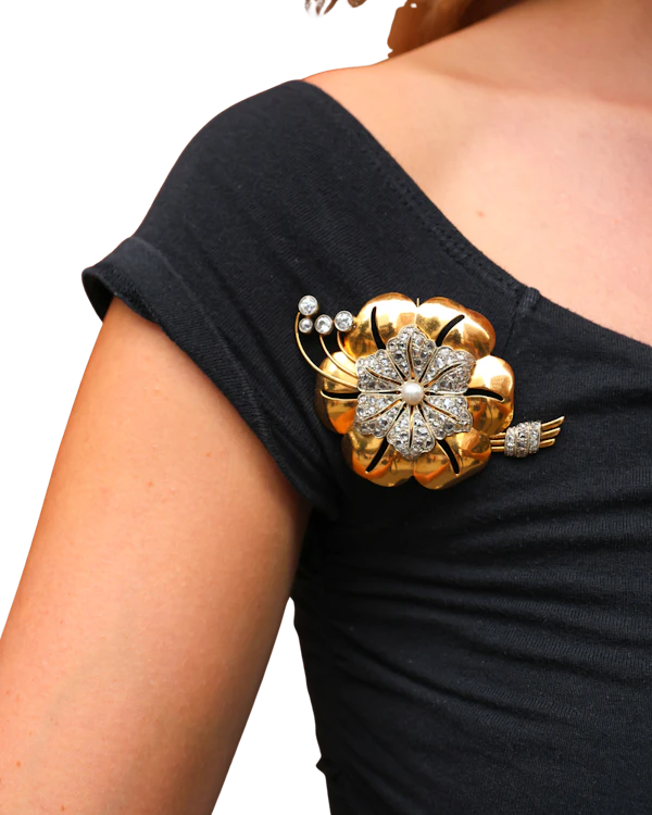 Lovely Vintage Diamond Brooch at Deco&Vintage Ltd - image 1